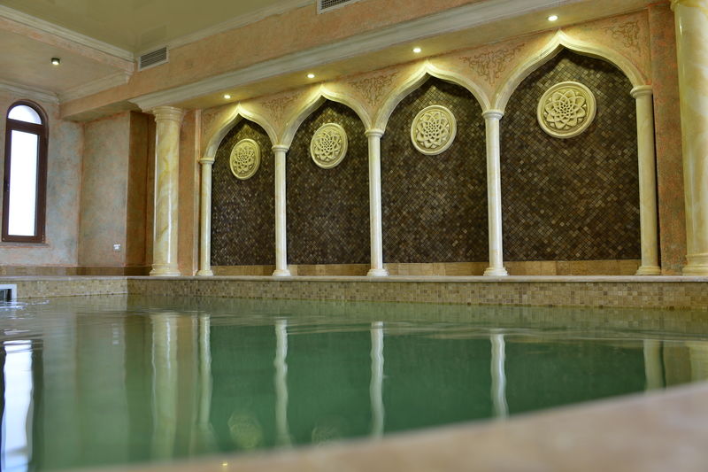 Hotel Caucasus 5*